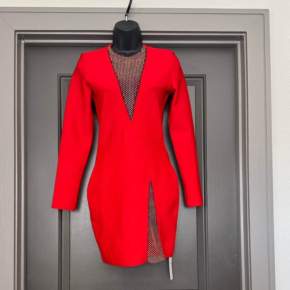 Chic Red Long Sleeve Dress